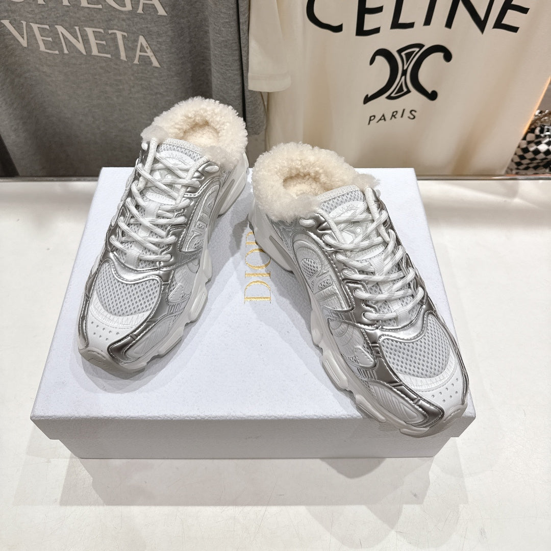 Dior Chrono Sneaker 25S in Silver Mix White Lambskin and Mesh Fabric Style 5