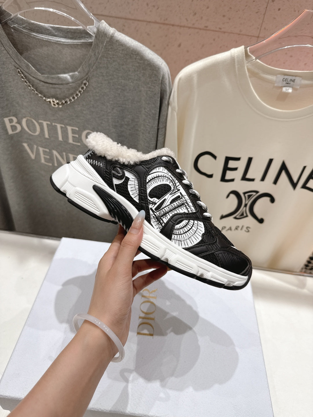 Dior Chrono Sneaker 25S in Black Lambskin and Mesh Fabric Style 4