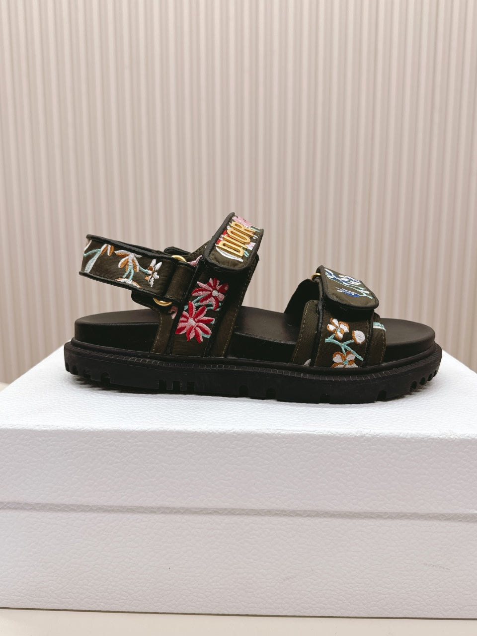 Dior Back-Strap Sandals 25S in Black Calfskin Embroidered with Petites Fleurs